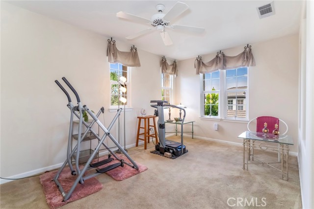 25808 Tennyson Lane, Stevenson Ranch CA: https://media.crmls.org/medias/3dea64a6-48e7-4a53-a77e-0847d68f37d1.jpg