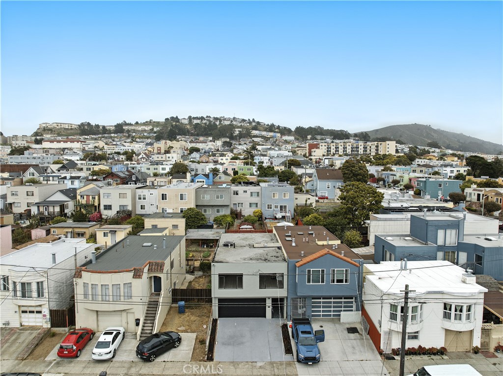 https://media.crmls.org/medias/3dea6ddf-2d6c-41b2-89d7-de2cbad5b485.jpg?preset=X-Large