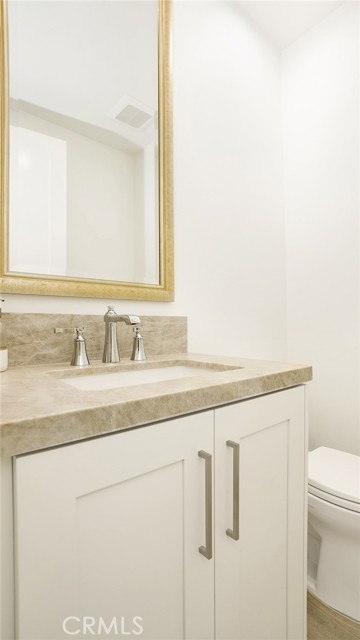 218 Coal Mine, Irvine CA: https://media.crmls.org/medias/3deafb27-c2c4-40d0-ac32-30ad237f194d.jpg