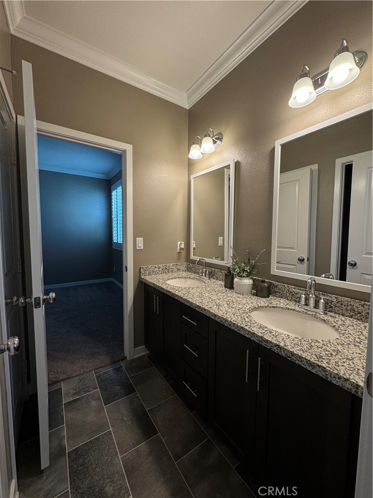 MLS #IV25222335 image #17