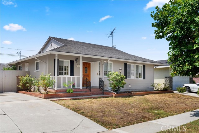 Detail Gallery Image 2 of 33 For 4014 W 175th Pl, Torrance,  CA 90504 - 3 Beds | 1 Baths