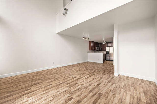 Detail Gallery Image 7 of 36 For 1088 Cabrillo Park Dr a,  Santa Ana,  CA 92701 - 1 Beds | 1 Baths