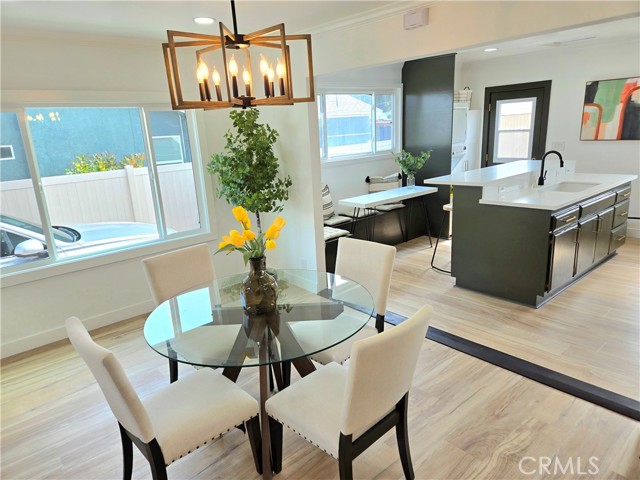 Detail Gallery Image 18 of 41 For 2022 W 75th St, Los Angeles,  CA 90047 - 2 Beds | 1 Baths