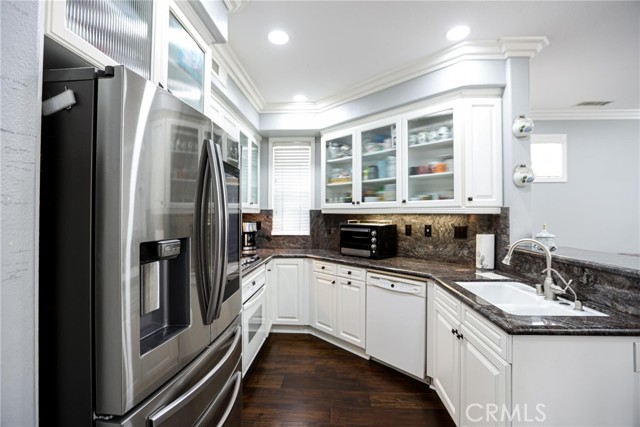 Detail Gallery Image 12 of 45 For 175 Zephyr Run, Tustin,  CA 92782 - 3 Beds | 2/1 Baths