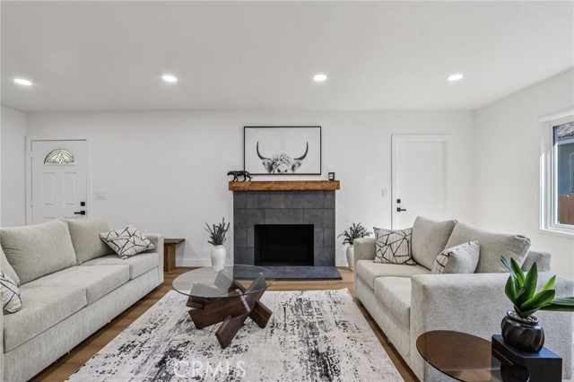 Detail Gallery Image 6 of 41 For 1111 E 27th St, San Bernardino,  CA 92404 - 4 Beds | 3 Baths