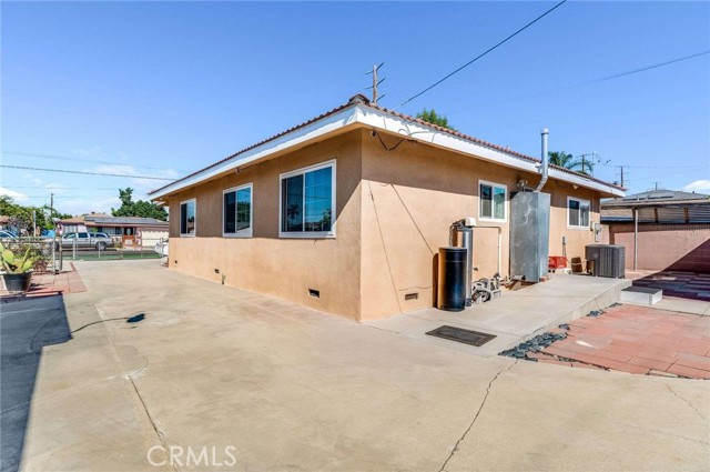 Detail Gallery Image 26 of 30 For 11854 166th St, Artesia,  CA 90701 - 3 Beds | 2 Baths