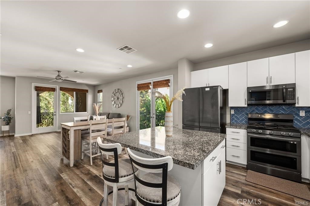 817 S Anaheim Boulevard #106