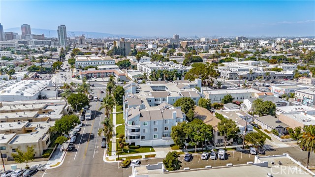 Detail Gallery Image 40 of 48 For 955 E 3rd St #304,  Long Beach,  CA 90802 - 2 Beds | 1 Baths