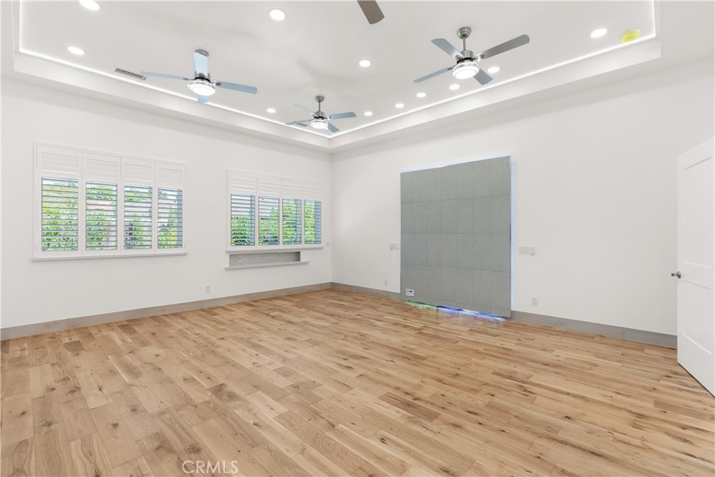 MLS #OC25246819 image #34