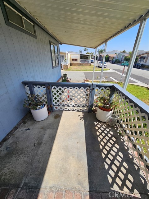 Detail Gallery Image 20 of 42 For 19009 Laurel Park Rd, 201, Rancho Dominguez,  CA 90220 - 3 Beds | 2 Baths