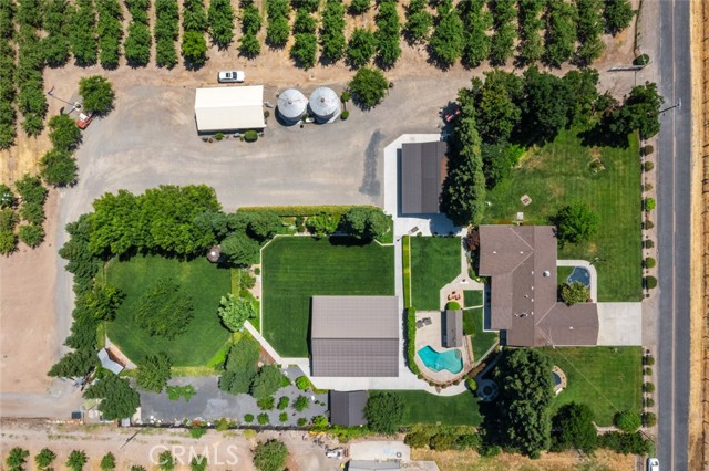 4742 Crow Road, Oakdale CA: https://media.crmls.org/medias/3df1cd55-35b7-4b8a-8b5b-9cf4fcbad373.jpg