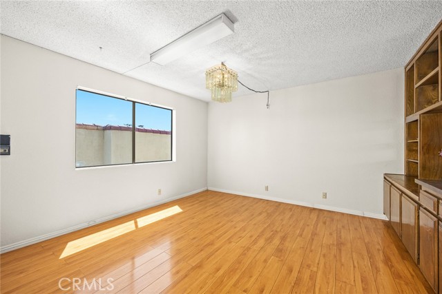 Detail Gallery Image 10 of 25 For 501 N Garfield Ave #2,  Alhambra,  CA 91801 - 3 Beds | 2/1 Baths