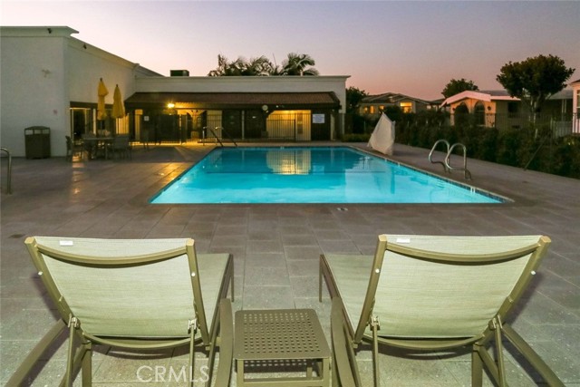 Detail Gallery Image 31 of 41 For 4382 Lahaina Dr, Huntington Beach,  CA 92649 - 3 Beds | 2 Baths