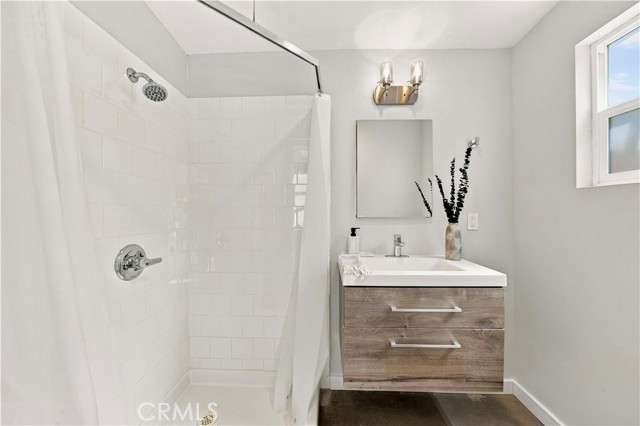 4223 Mooncrest Place photo 36