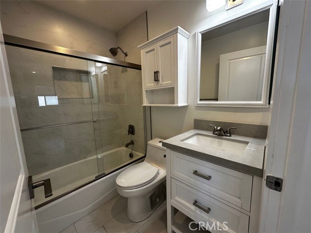 Detail Gallery Image 9 of 18 For 2602 Apple Ave, Torrance,  CA 90501 - 2 Beds | 2 Baths