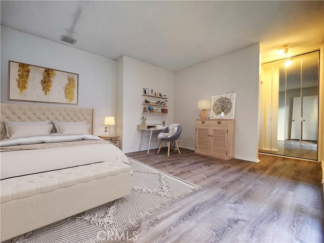 5625 Sumner Way, 208 photo 8