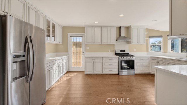 Image 35 of 62 For 14934 Lofthill