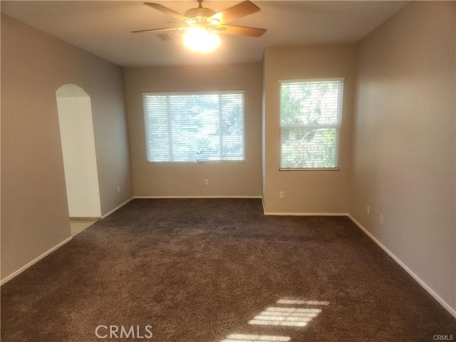Detail Gallery Image 15 of 30 For 5503 Martingale Way, Fontana,  CA 92336 - 4 Beds | 3/1 Baths