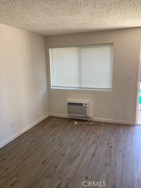 Image 1 of 7 For 1152 Villa  1156