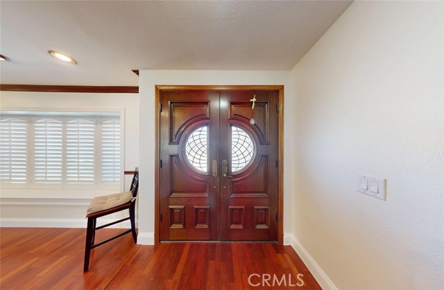 Detail Gallery Image 3 of 71 For 8492 Spring Cir, Huntington Beach,  CA 92646 - 4 Beds | 2/1 Baths
