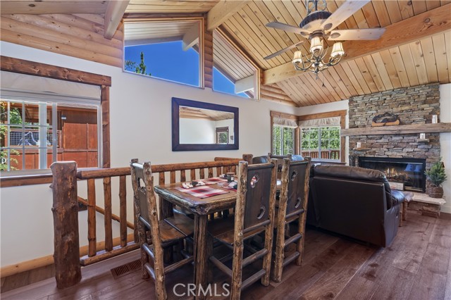 1212 S Minton Avenue, Big Bear City CA: https://media.crmls.org/medias/3df54bfd-bde5-424a-b6ec-d4865c66ec7e.jpg
