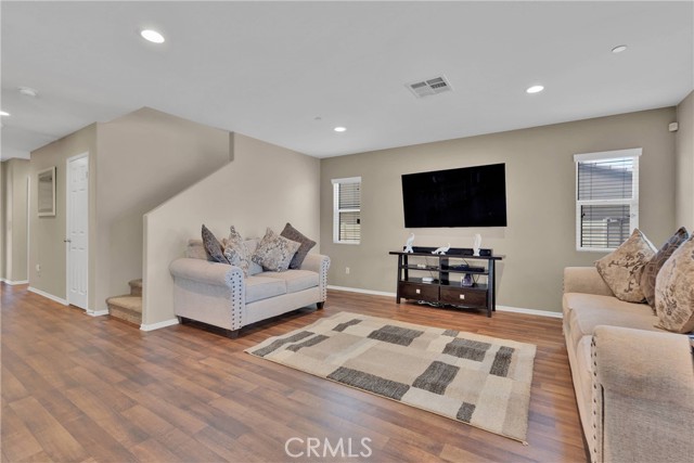 10562 Chevron Court, Adelanto CA: https://media.crmls.org/medias/3df63942-3954-4f02-b676-74c78d27111f.jpg