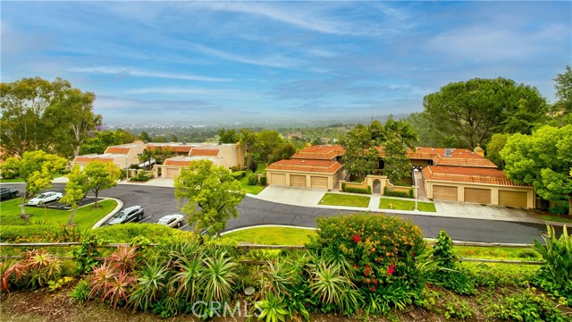 4026 Calle Sonora Este, Laguna Woods CA: https://media.crmls.org/medias/3df690af-a629-4375-91f0-0f842a123e03.jpg