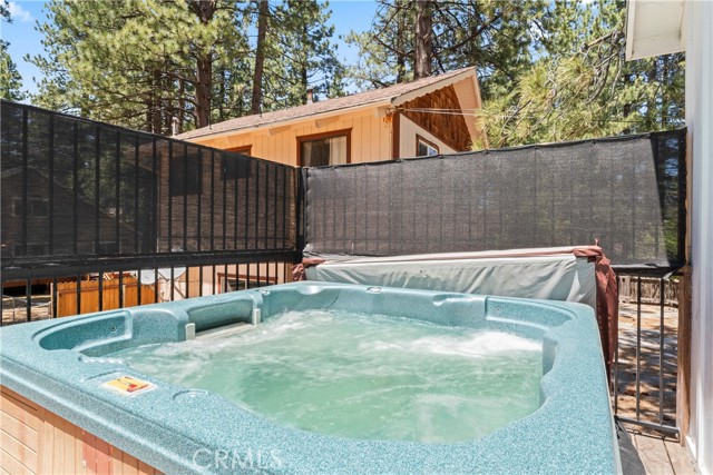 Detail Gallery Image 30 of 44 For 374 Mountainaire Ln, Big Bear Lake,  CA 92315 - 4 Beds | 3 Baths