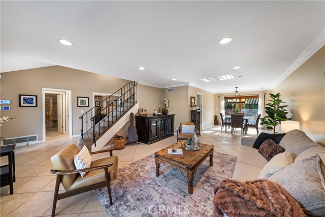 Detail Gallery Image 8 of 42 For 20531 Paisley Ln, Huntington Beach,  CA 92646 - 4 Beds | 3 Baths