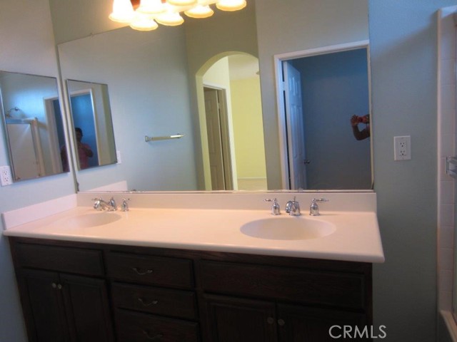 1751 Watercrest Way, Simi Valley CA: https://media.crmls.org/medias/3df6e18f-7861-4314-a2e2-76ff1e087120.jpg