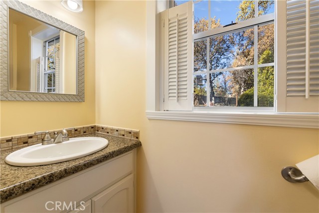 Detail Gallery Image 32 of 52 For 1050 Page Dr, Lakeport,  CA 95453 - 4 Beds | 2/1 Baths