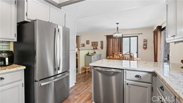 10018 El Capitan Way, Kelseyville CA: https://media.crmls.org/medias/3df8e85a-e4b1-4ee9-84fe-48916b4d7115.jpg
