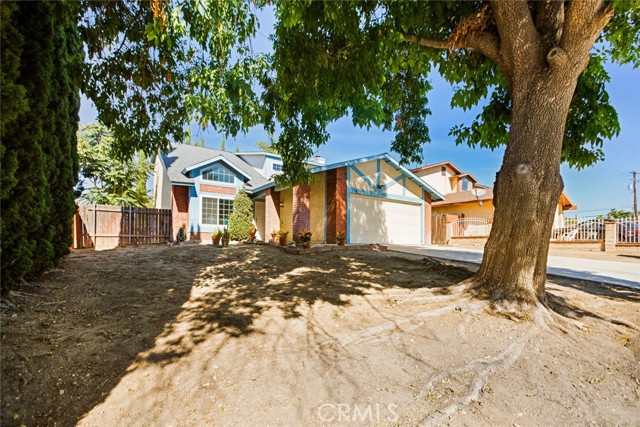 7724 Myles Court, Fontana CA: https://media.crmls.org/medias/3df9562d-805f-4304-b6b8-2eca480692bb.jpg