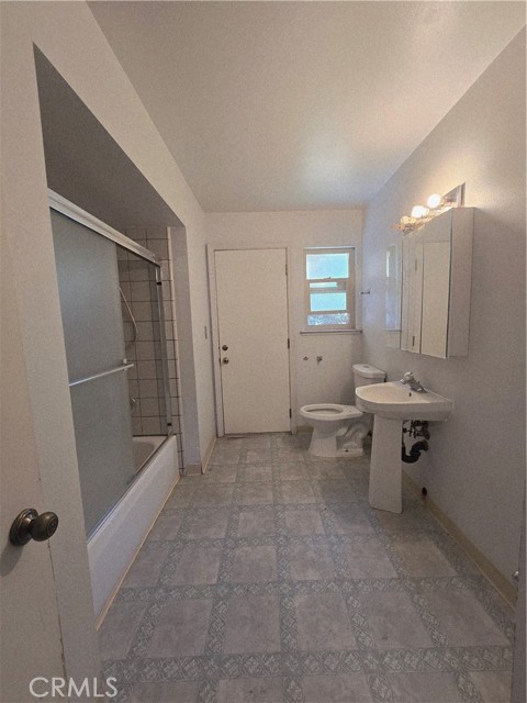 Detail Gallery Image 10 of 14 For 1964 Sierra Ct, Merced,  CA 95340 - 4 Beds | 2 Baths