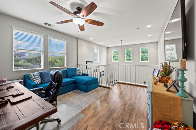 7800 Botany Street, Chino CA: https://media.crmls.org/medias/3dfa7151-df39-4f28-b956-c7e4ed13bae2.jpg