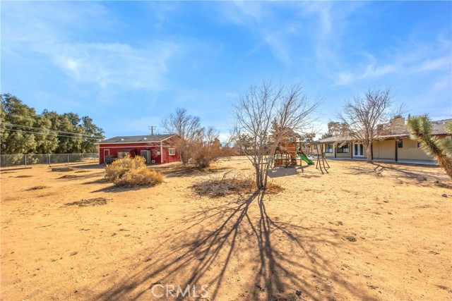 Detail Gallery Image 39 of 45 For 21460 Pine Ridge Ave, Apple Valley,  CA 92307 - 3 Beds | 2/1 Baths