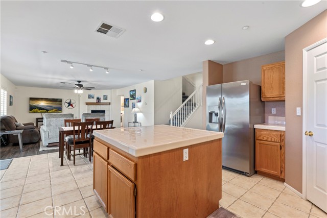 Detail Gallery Image 12 of 46 For 1107 Alexis Ln, Redlands,  CA 92374 - 4 Beds | 2/1 Baths
