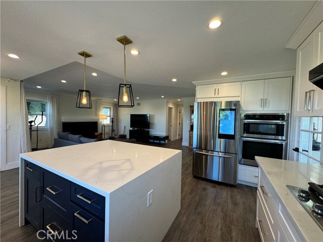 13745 Moonshadow Place, Chino Hills CA: https://media.crmls.org/medias/3dfbae9b-5a04-442b-837c-ae9884780d4b.jpg
