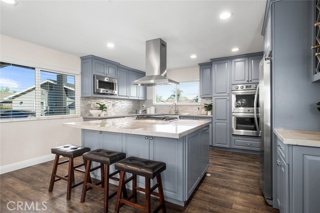 Detail Gallery Image 9 of 35 For 240 Bedford Way, Upland,  CA 91786 - 4 Beds | 2 Baths
