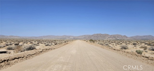 Detail Gallery Image 3 of 3 For 800 Smoke Bush Rd, Lucerne Valley,  CA 92356 - – Beds | – Baths