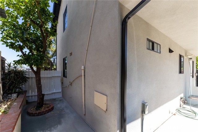 Detail Gallery Image 28 of 45 For 2717 Chadwick Cir, Los Angeles,  CA 90032 - 3 Beds | 2/1 Baths