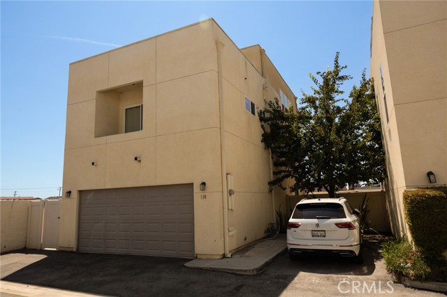 13707 S Budlong Avenue, Gardena CA: https://media.crmls.org/medias/3dfe84ea-2c50-4dce-be73-411013117034.jpg