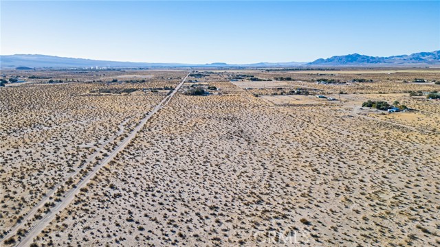 46300 Palos Verdes Road, Newberry Springs CA: https://media.crmls.org/medias/3dff5c70-8118-404c-8bad-bb781113b11f.jpg