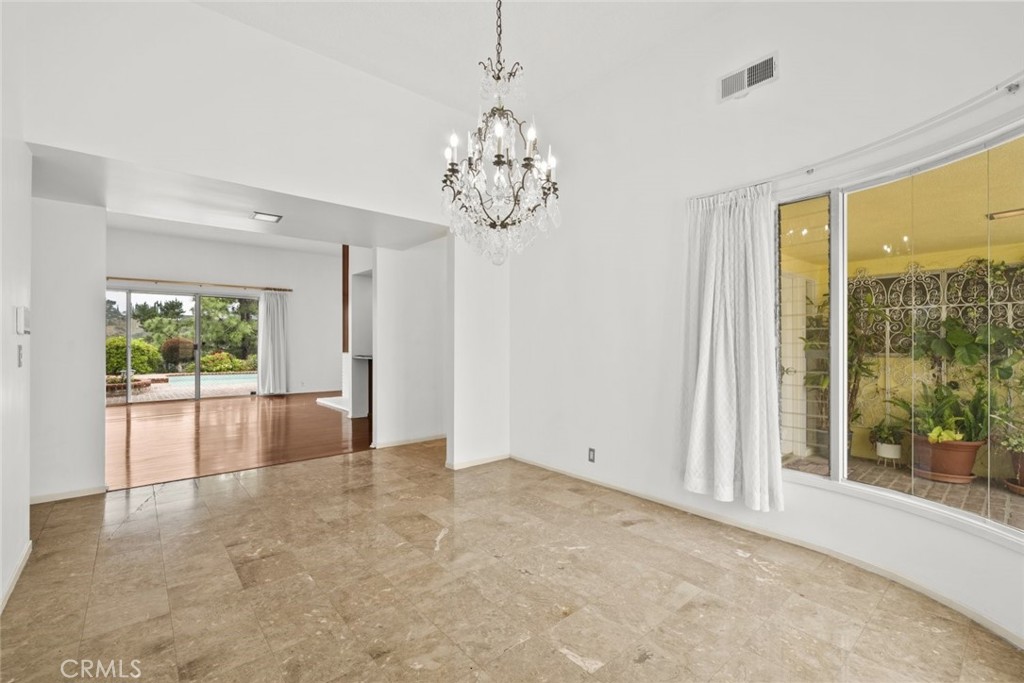 MLS #GD25111398 img 19