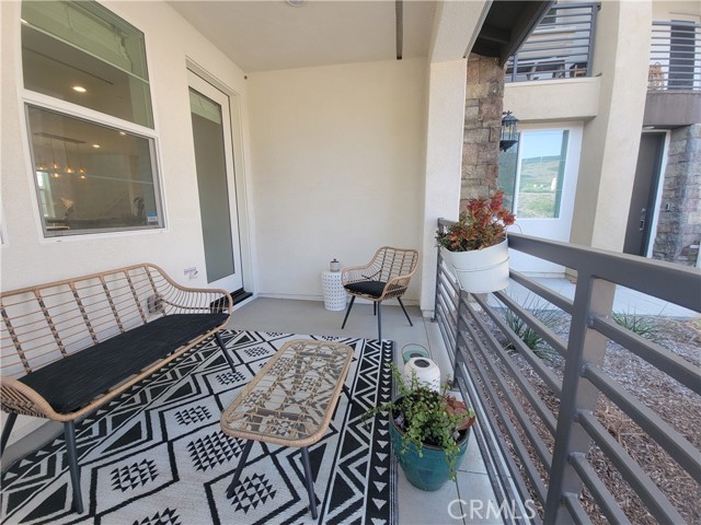 Detail Gallery Image 10 of 33 For 27078 Painted Sky Way, Valencia,  CA 91381 - 3 Beds | 2 Baths