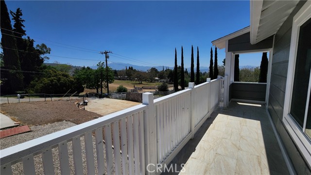 Detail Gallery Image 32 of 47 For 10003 Winespa Ave, Beaumont,  CA 92223 - 4 Beds | 2 Baths