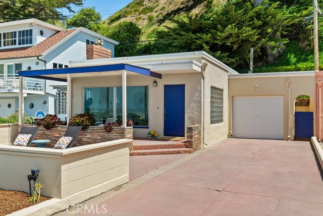 Detail Gallery Image 2 of 24 For 403 Beach Dr, Aptos,  CA 95003 - 1 Beds | 1 Baths