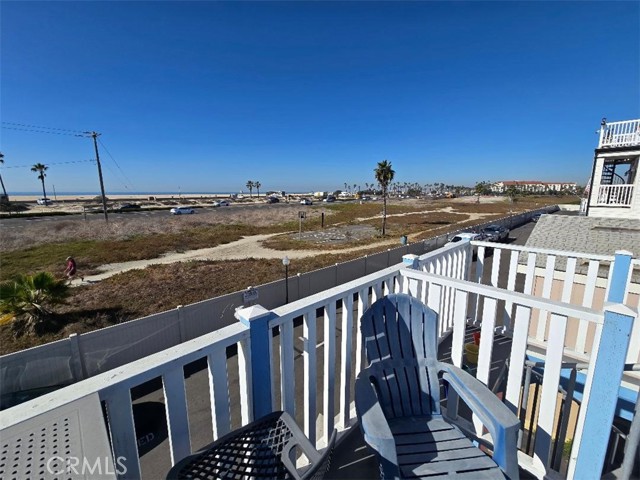 Detail Gallery Image 29 of 44 For 21752 Pacific Coast Hwy #13,  Huntington Beach,  CA 92646 - 3 Beds | 2 Baths