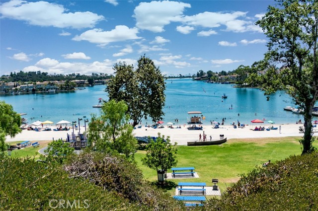 Detail Gallery Image 33 of 46 For 26041 Avenida Bonachon, Mission Viejo,  CA 92691 - 4 Beds | 2 Baths