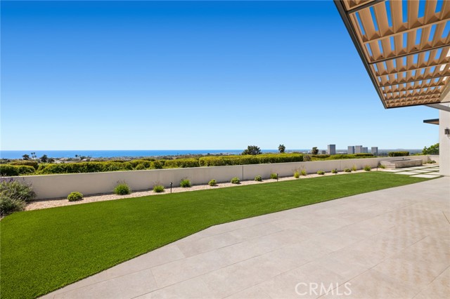 Detail Gallery Image 34 of 36 For 2 Twin Lakes Cir, Corona Del Mar,  CA 92625 - 4 Beds | 4/1 Baths